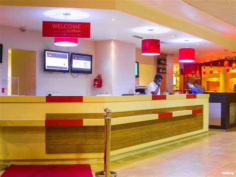 ibis hotel ajao estate
